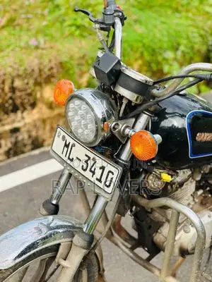 Suzuki GN125 2005 Motorbike (Used)
