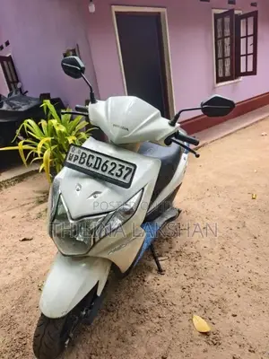 Honda Dio 2015 Motorbike (Used)