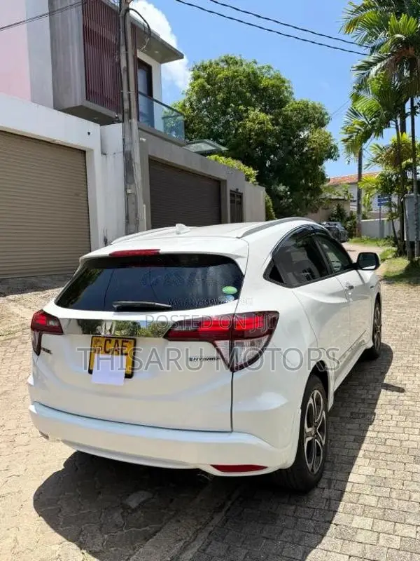 Honda Vezel ORANGE 2015 SUV (Used)