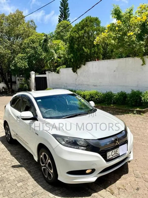 Honda Vezel ORANGE 2015 SUV (Used)
