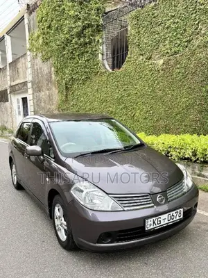 Nissan Tiida LATIO HIGHEST SPEC 2008 Car (Used)