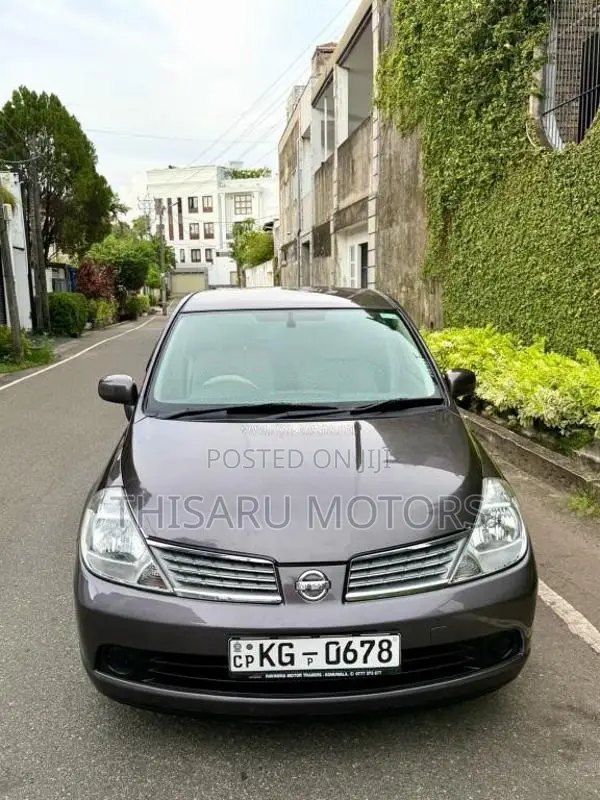 Nissan Tiida LATIO HIGHEST SPEC 2008 Car (Used)