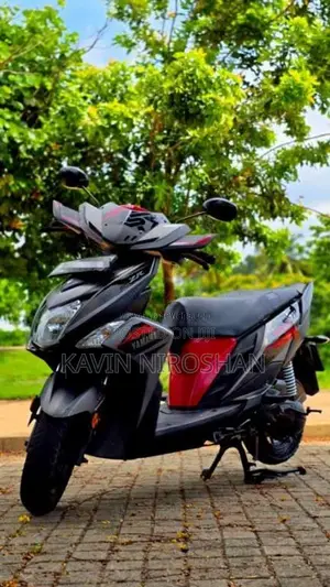 Yamaha ZR Rally 2020 Motorbike (Used)