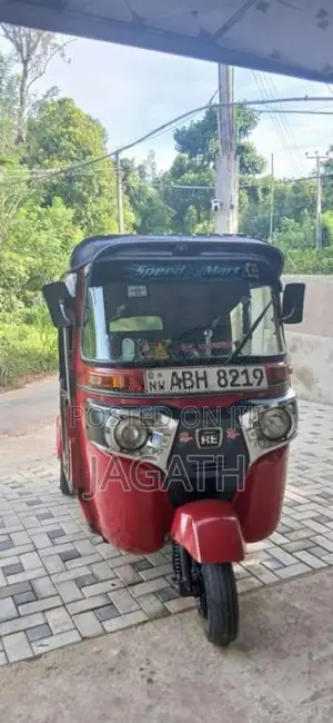 Bajaj RE 2015 Three Wheel (Used)