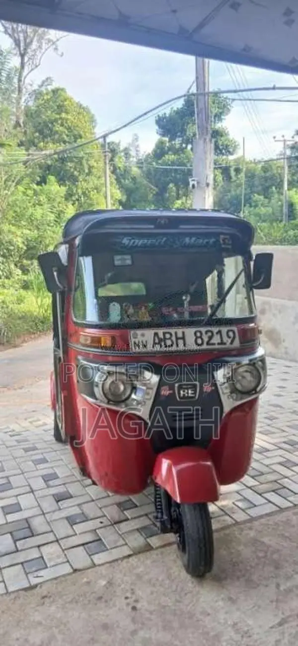 Bajaj RE 2015 Three Wheel (Used)