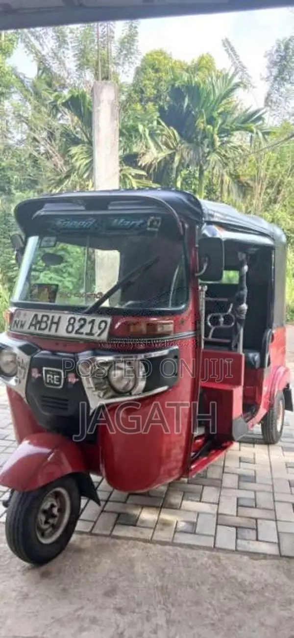 Bajaj RE 2015 Three Wheel (Used)