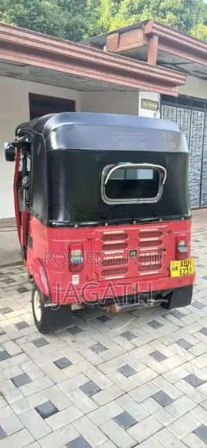 Bajaj RE 2015 Three Wheel (Used)