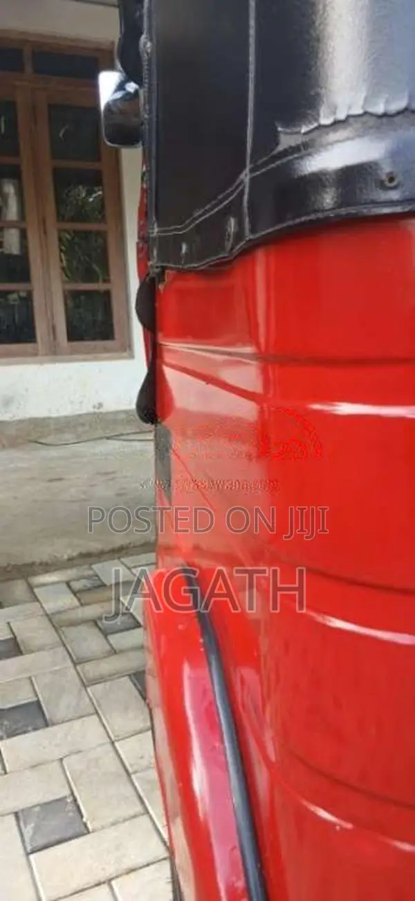 Bajaj RE 2015 Three Wheel (Used)