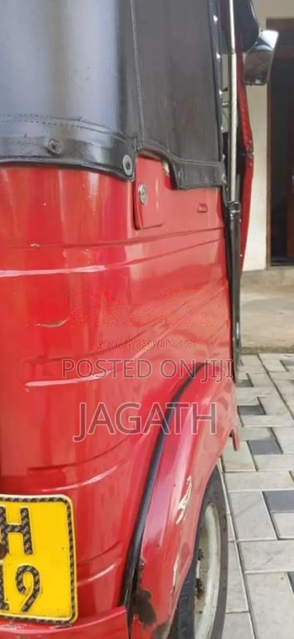 Bajaj RE 2015 Three Wheel (Used)