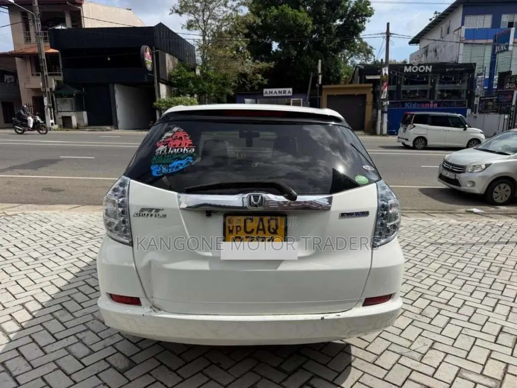 Honda Fit Shuttle 2016 Car (Used)