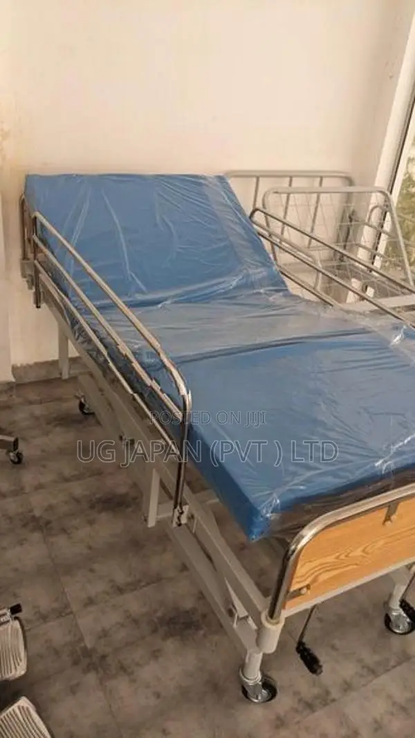 Hospital Patient Bed 3 Function Manual - Adjustable With Mattress
