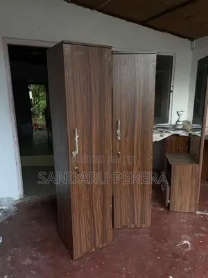 single door cupboard