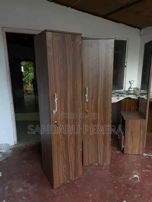 single door cupboard
