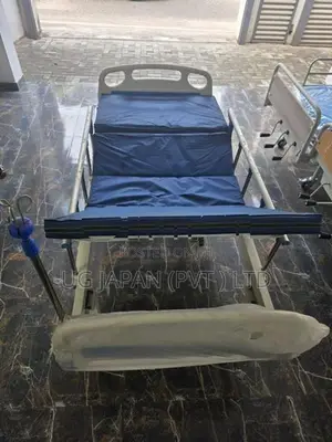Patient Hospital Bed Three Function Head / Leg Height Adjustable