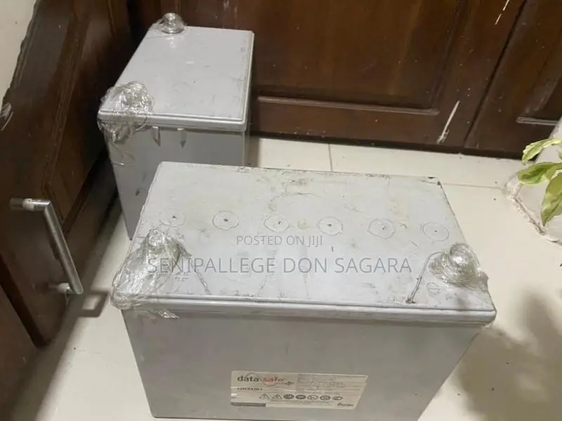 UPS Battery