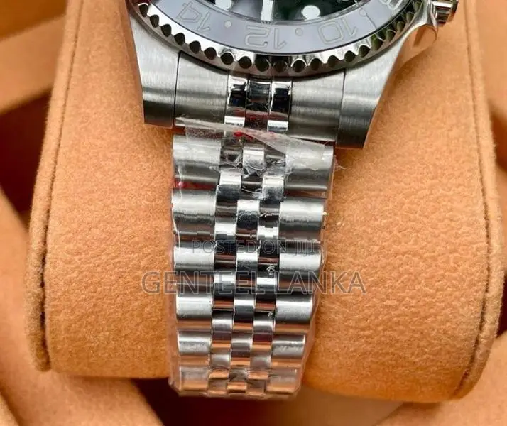 Rolex GMT-Master II – “Bruce Wayne” Watch