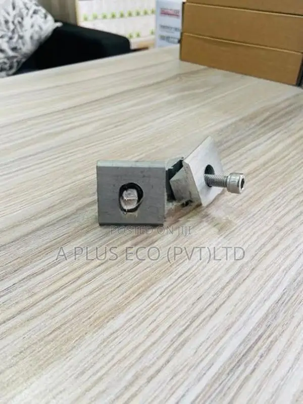 Mid / T Clamp (182)
