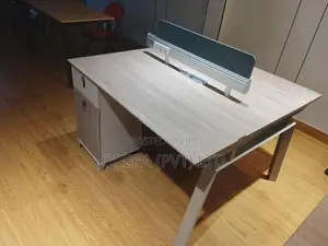 2 Workstations Table