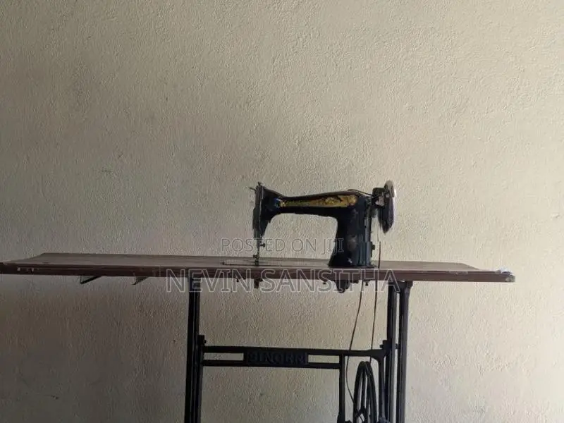 Singer Sewing Machine