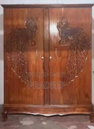 තේක්ක අල්මාරිය