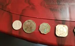 Old Coins/පරන කාසි