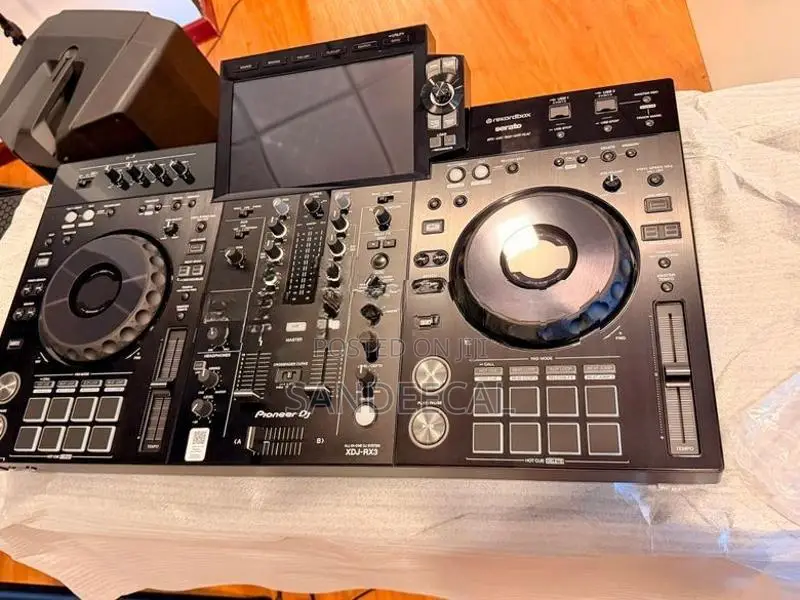 Pioneer XDJ-RX3