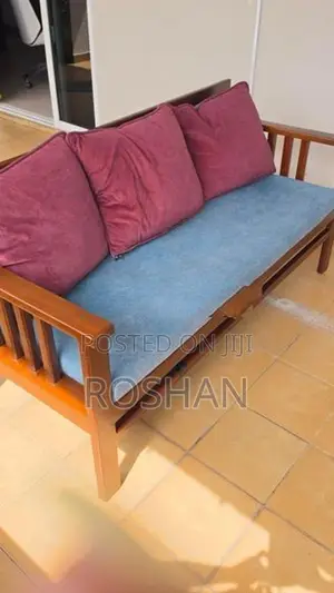 Arpico Semi Used Sofa Set