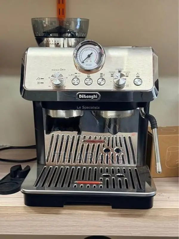 Delonghi Italy Coffee Machine