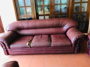 Damro Spacious Sofa