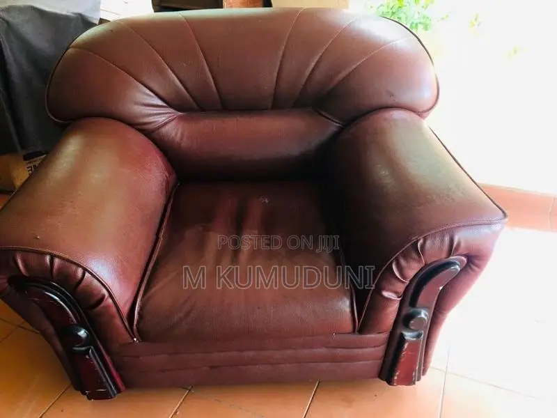 Damro Spacious Sofa