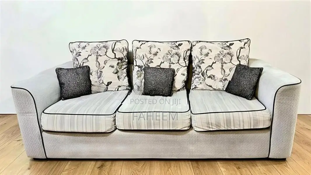 Damro Elegant Sofa Set