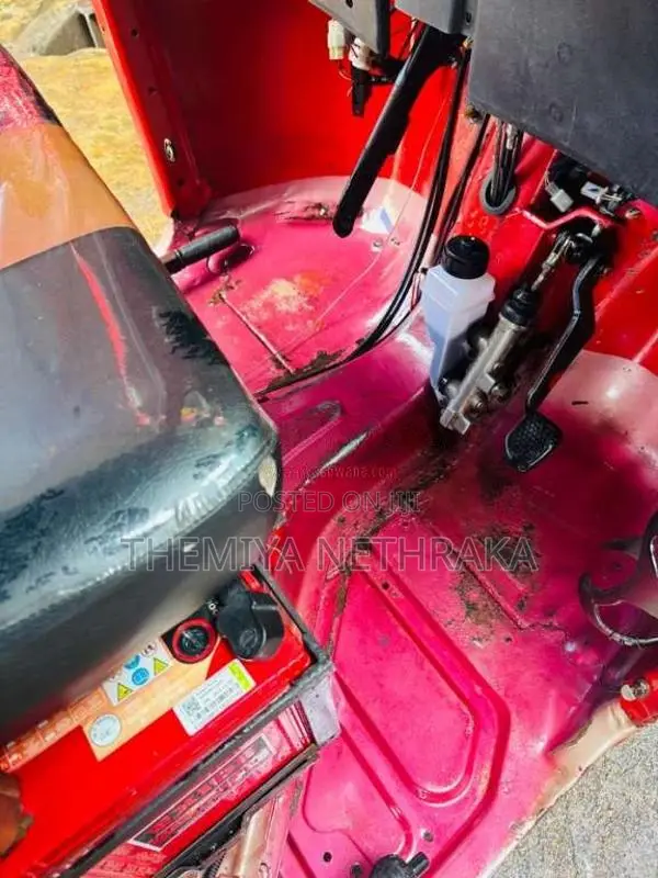 Bajaj 4 Stroke 2015 Three Wheel (Used)
