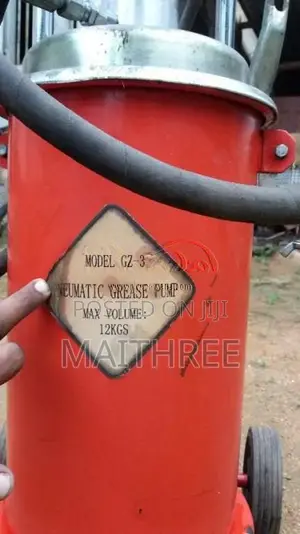 Grees Pump 12Kg for All