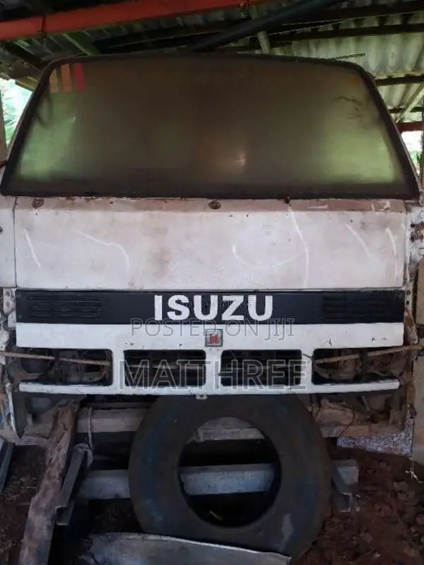 CR 27 Caravan Ford Laser Nissan 720 parts for All