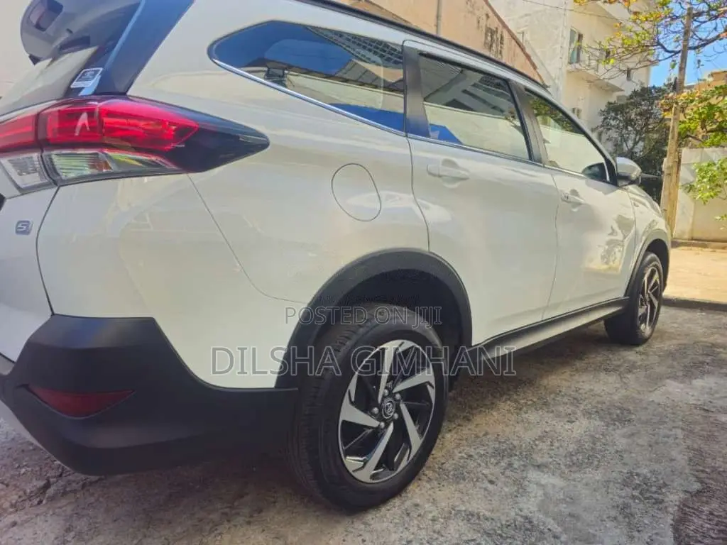 Toyota Rush 2025 SUV (Used)