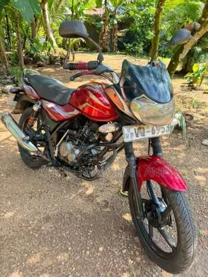 Bajaj Discover 2010 Motorbike (Used)