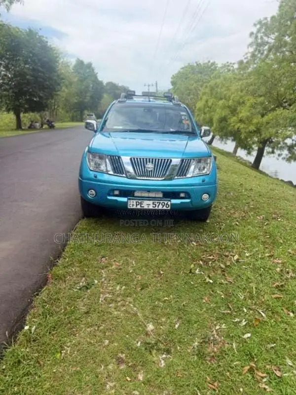 Nissan Navara 2011 Pickup (Used)