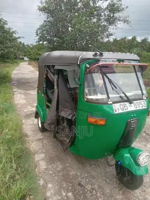 Bajaj 2 Stroke 2005 Three Wheel (Used)