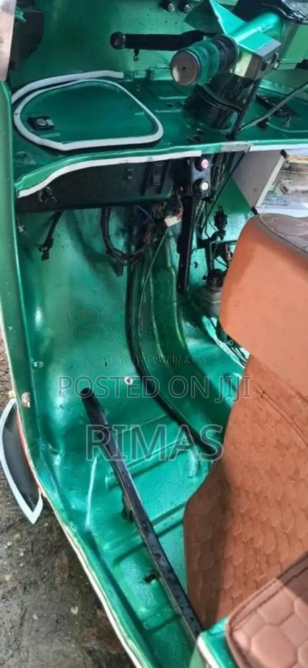 Bajaj RE 4 Stroke 2009 Three Wheel (Used)