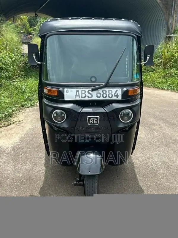 Bajaj 4 Stroke 2018 Three Wheel (Used)