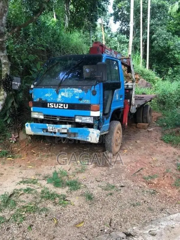 Isuzu Boom 1980 Lorry (Used)
