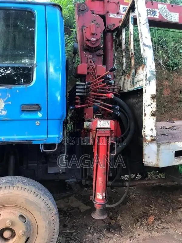 Isuzu Boom 1980 Lorry (Used)