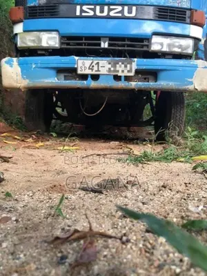 Isuzu Boom 1980 Lorry (Used)