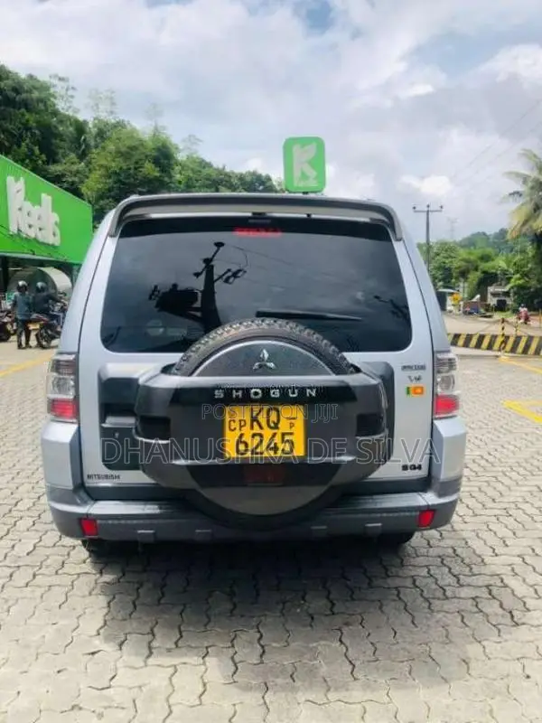 Mitsubishi Pajero 2007 SUV (Used)