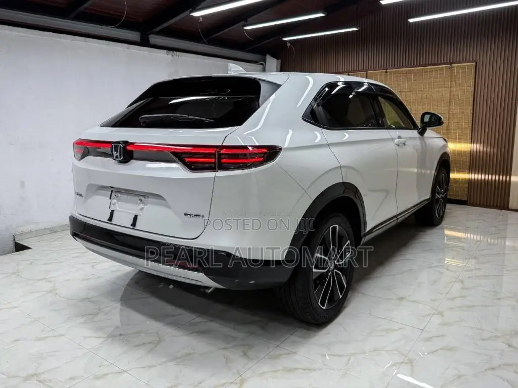 Honda Vezel Z Upgraded 2025 SUV Unregistered (Recondition)