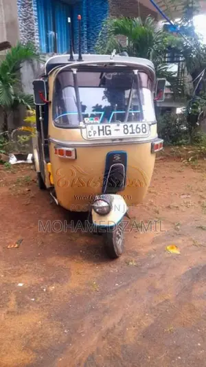 Bajaj RE 2 Stroke 2003 Three Wheel (Used)