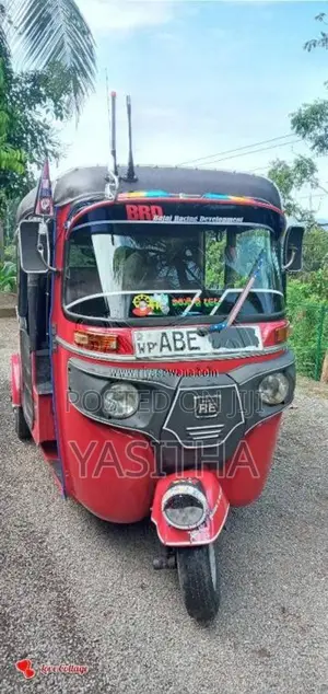 Bajaj 4 stroke 2015 Three Wheel (Used)