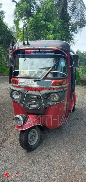 Bajaj 4 stroke 2015 Three Wheel (Used)