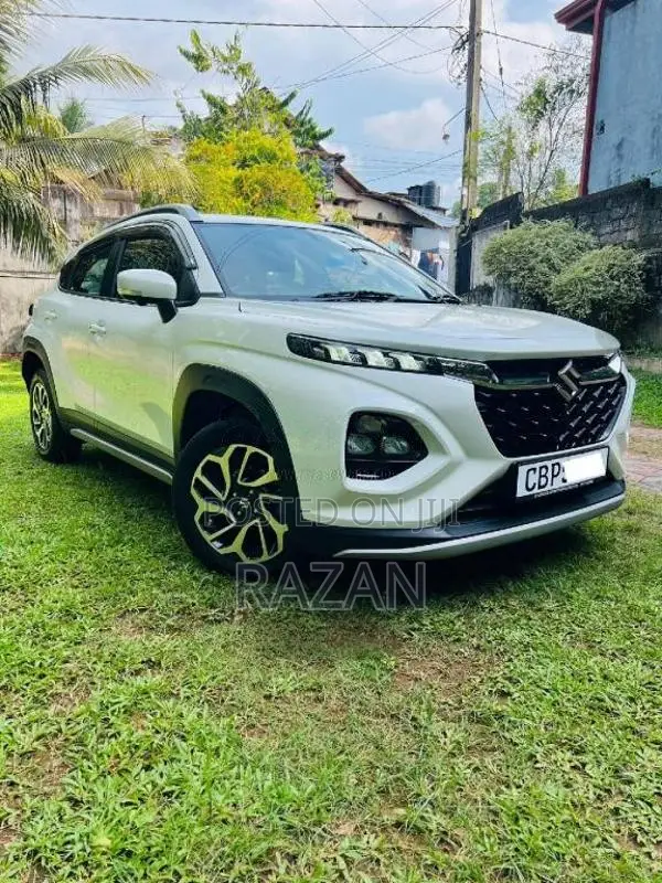 Toyota Fronx 2025 SUV (Used)