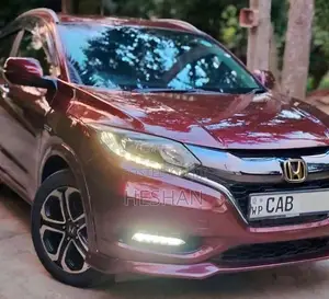 Honda Vezel 2014 SUV (Used)